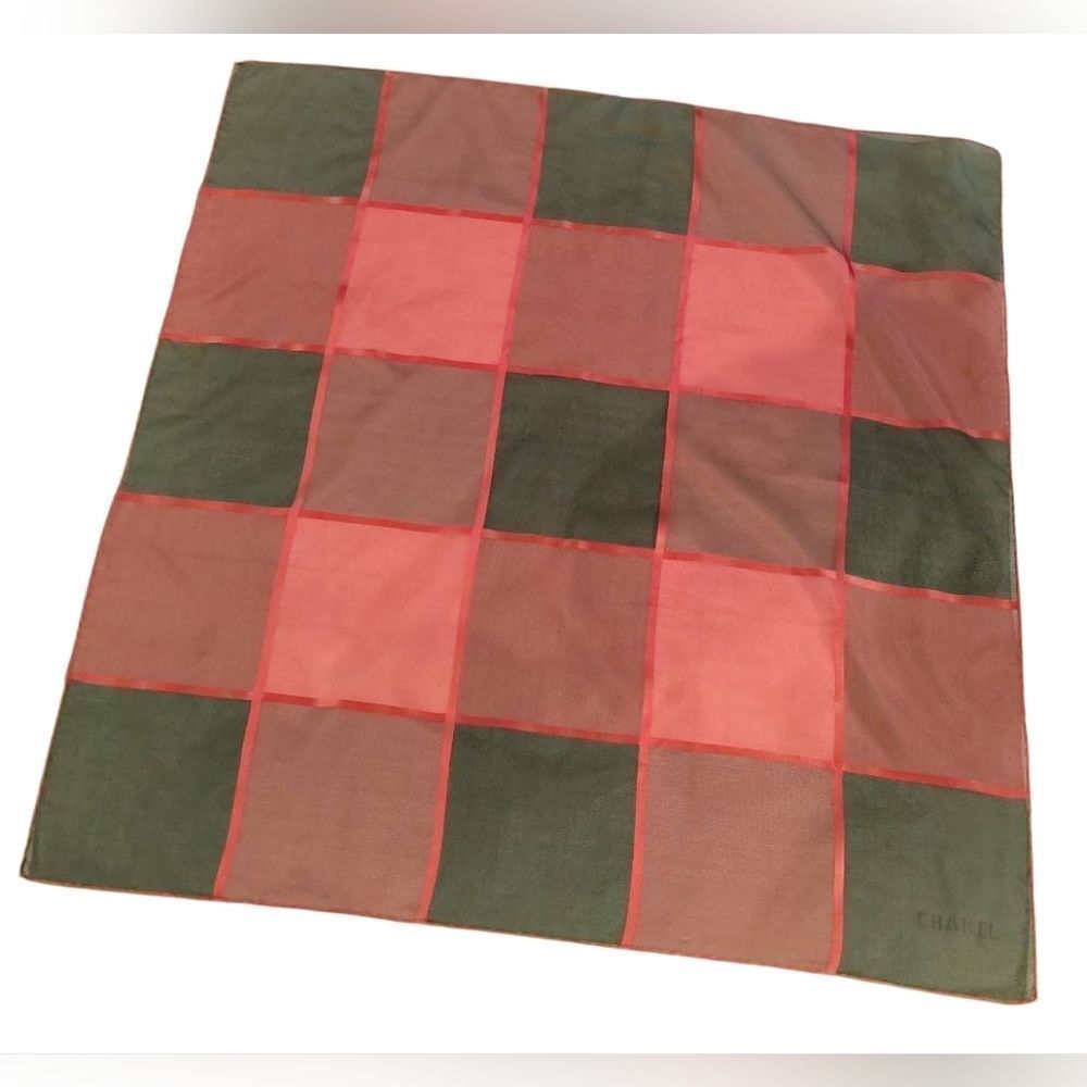 Vintage Checkered Square Scarf Pink & Grey Ribbon Rolled Hem